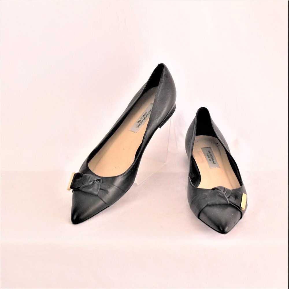 Saks Fifth Avenue Women Leather Shoese Size 8.5
